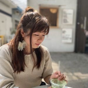 Meet your Posher, Li